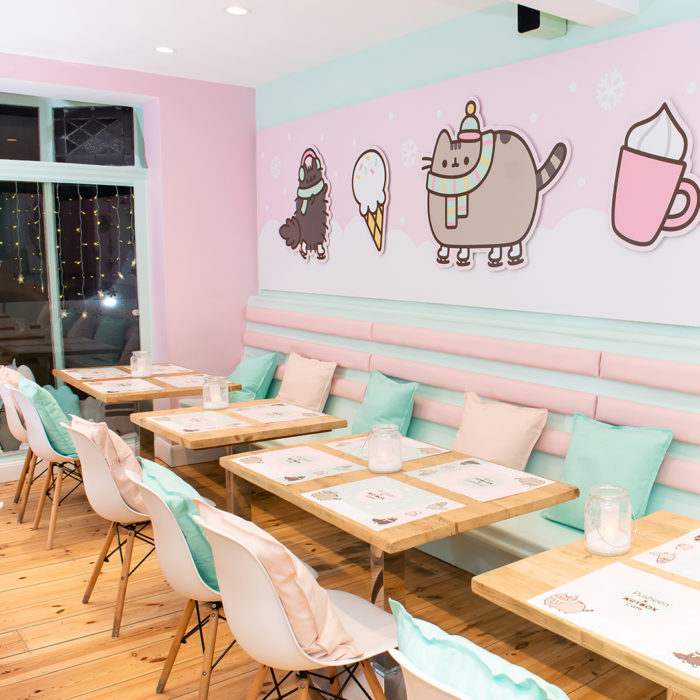 pusheen cafe blind box