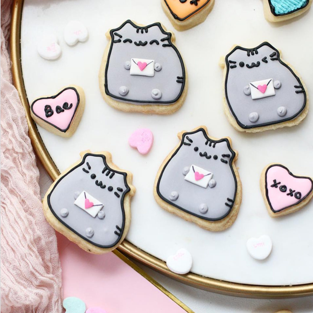 pusheen valentine candy plush